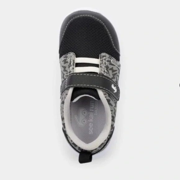 NEW IN BOX See Kai Run Basics Stryker Sneakers 5 - Picture 4 of 5